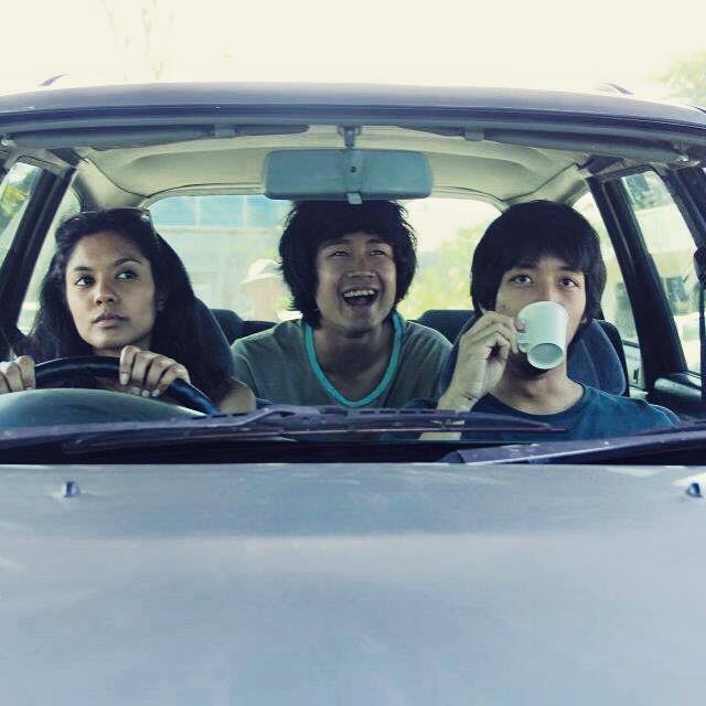 มหาสมุทรและสุสาน โร้ด มูฟวี่